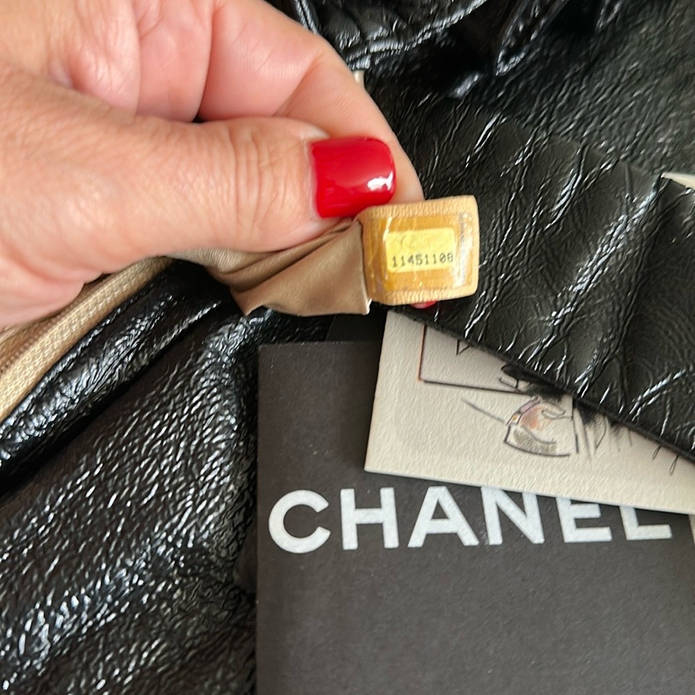 CHANEL Black Leather Handbag